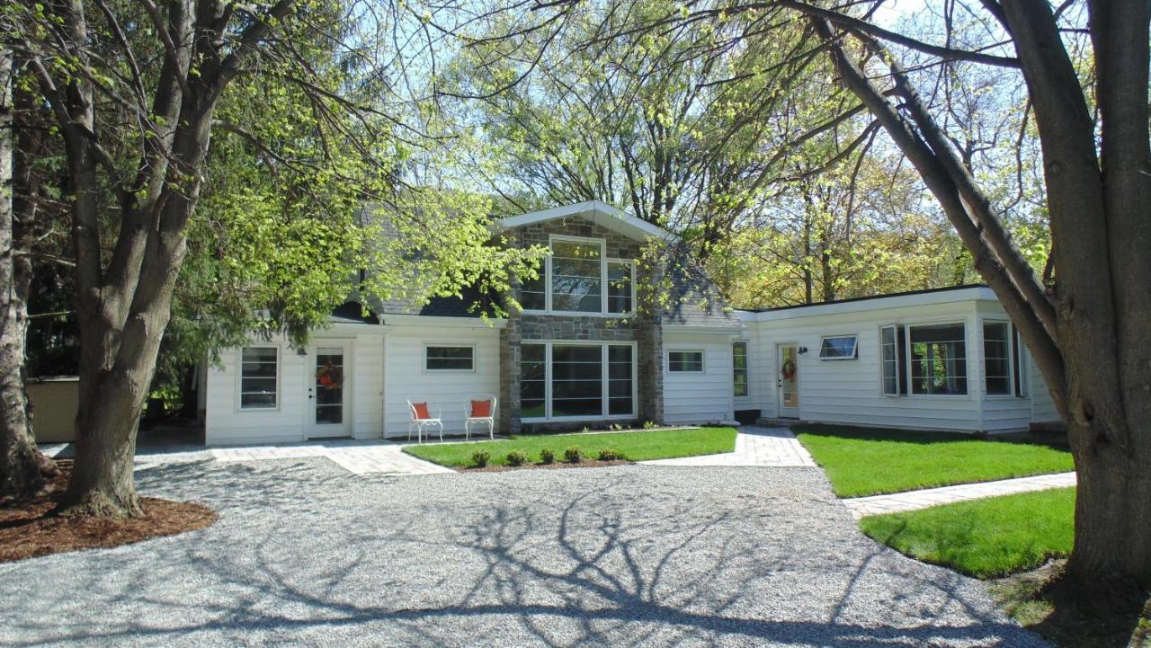 Bed and Breakfast Carriage House On Kent à Niagara-on-the-Lake Extérieur photo